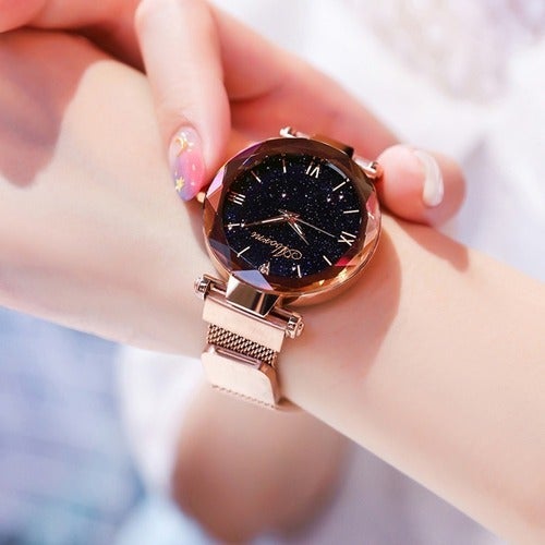 Fashion Women's Watches Elegant Magnetic Strap Analog Quartz Watch
