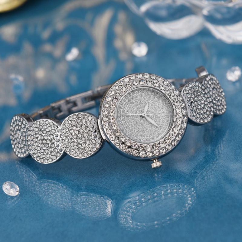 Women's Steel Belt Luxury Quartz Watch Ladies Wristwatch