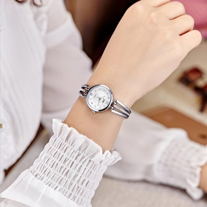 Women's Watch Small Round Steel Belt Student Fashion Watches