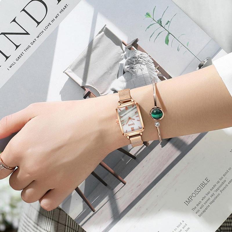 Luxury Women Square Green Dial Bracelet Watches For Women