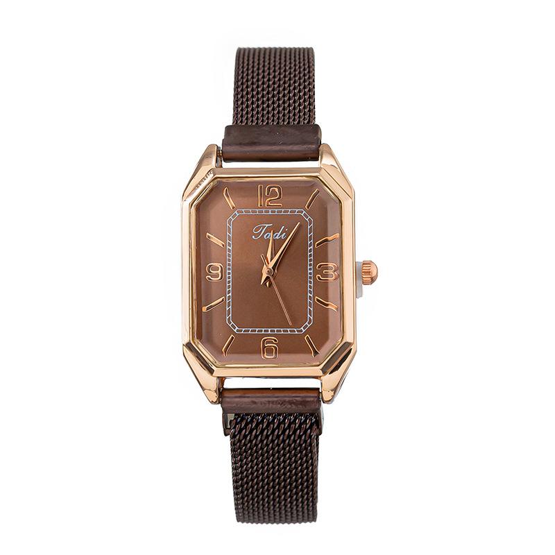 New Women's Watch Rectangular Magnet Mesh Strap Student Watch Casual Quartz Watch