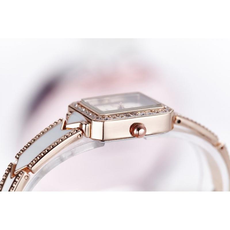 Women's Steel Belt Fashion Watches Life Waterproof Exquisite Quartz Watch