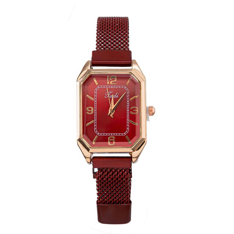 New Women's Watch Rectangular Magnet Mesh Strap Student Watch Casual Quartz Watch