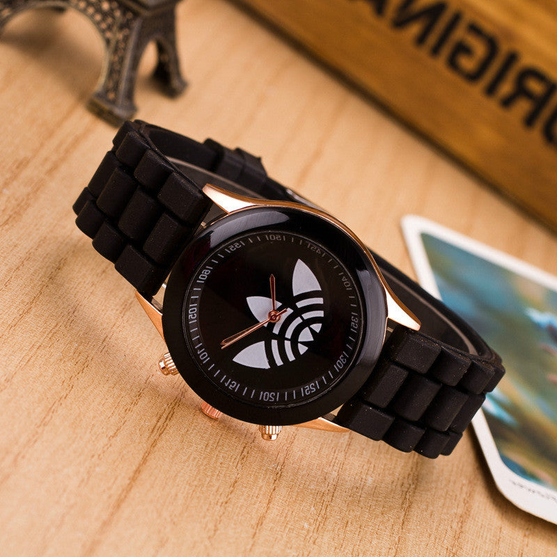 New Fashion Women Wristwatches Sports Quartz Watch Men Casual Silicone Watches