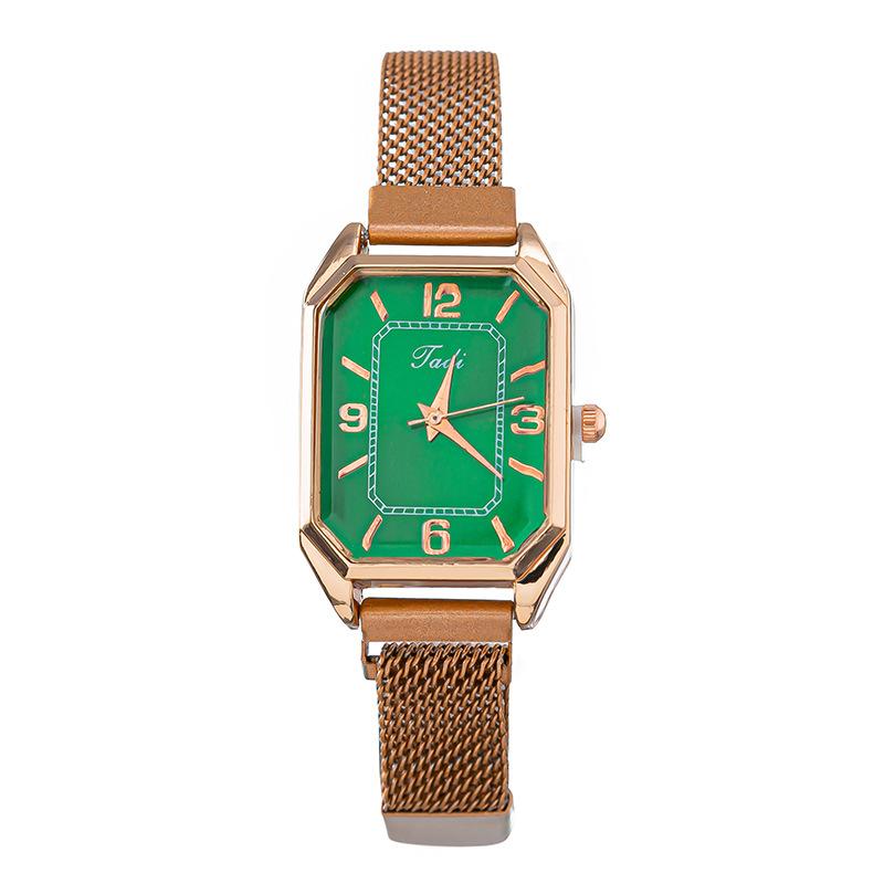 New Women's Watch Rectangular Magnet Mesh Strap Student Watch Casual Quartz Watch